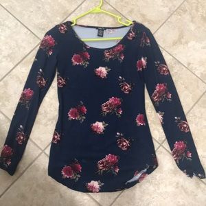 Rue 21 floral top
